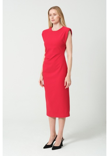 Arka Yırtmaç Detaylı Bel Büzgülü Elbise Kırmızı