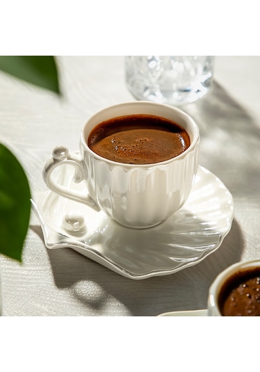 Perla 6 Kişilik 12 Parça Porselen Kahve Fincan Takımı Beyaz