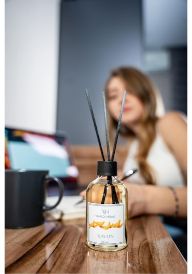 Vivaldi Home Kavun Çubuklu Oda Kokusu Esansiyel Uçucu Yağ 100 ML