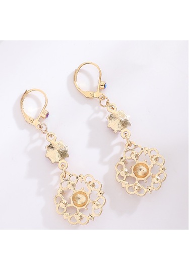 Oymalı Çiçek Madalyon Ve Kristal Taşlı Damla Küpeler Çok Renkli