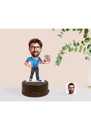 Kişiye Özel Erkek Antrenör Karikatürlü Dekoratif 3D Biblo Led Işı