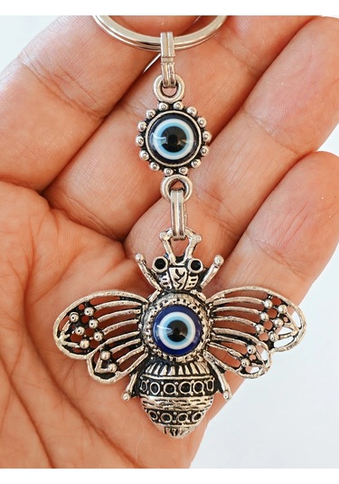 Moncuk Design Nazar Boncuklu İşlemeli Metal Arı Anahtarlık