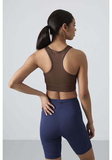 Kahverengi Sırt Detaylı Dar Kalıp U Yaka Kadın Spor Büstiyer - 97120 Kahverengi