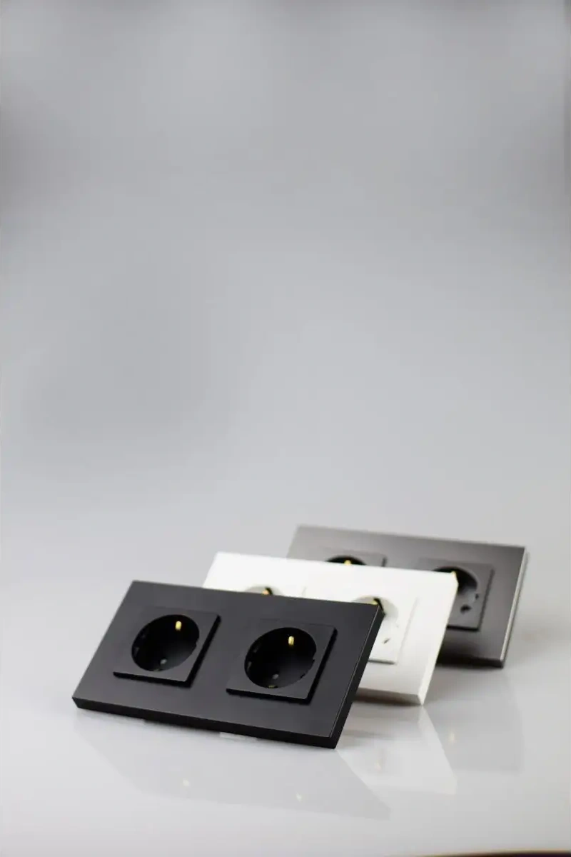 Vo'stabl Topraklamalı Çiftli Siyah Priz 145893312 102