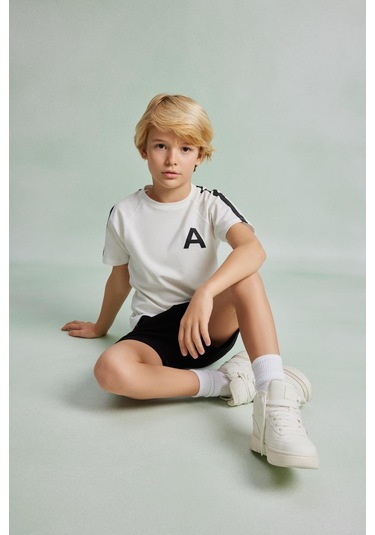 Luess Erkek Çocuk A Baskılı Alt Üst Takım - Beyaz - Siyah