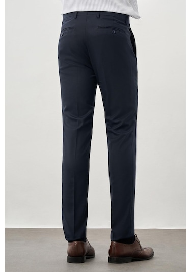 Koyu Lacivert Düz Gabardin Esnek Yan Cep Slim Fit Classic Pantolon 1003245209 200 Koyu Lacivert