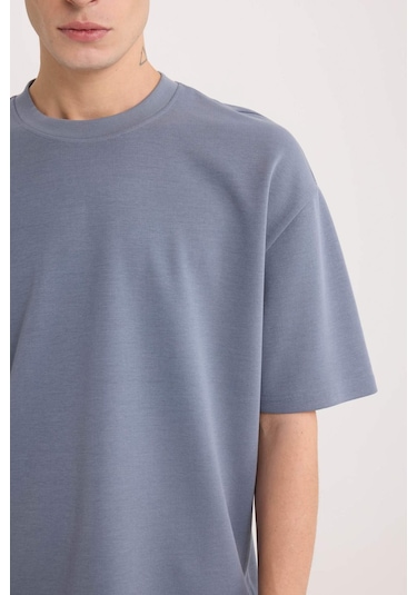 DeFacto Oversize Geniş Kalıp Ütü Gerektirmeyen Bisiklet Yaka Kısa Kollu Basic Düz Ağır Kumaş Tişört X3926AZ25SPGR504 DeFacto Oversize Geniş Kalıp Ütü Gerektirmeyen Bisiklet Yaka Kısa Kollu Basic Düz Ağır Kumaş Tişört X3926AZ25SPGR504