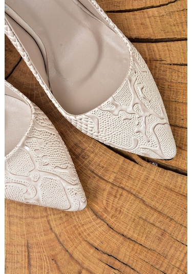Fox Shoes  Bej Baskı Kadın İnce Topuklu Stiletto L253971524