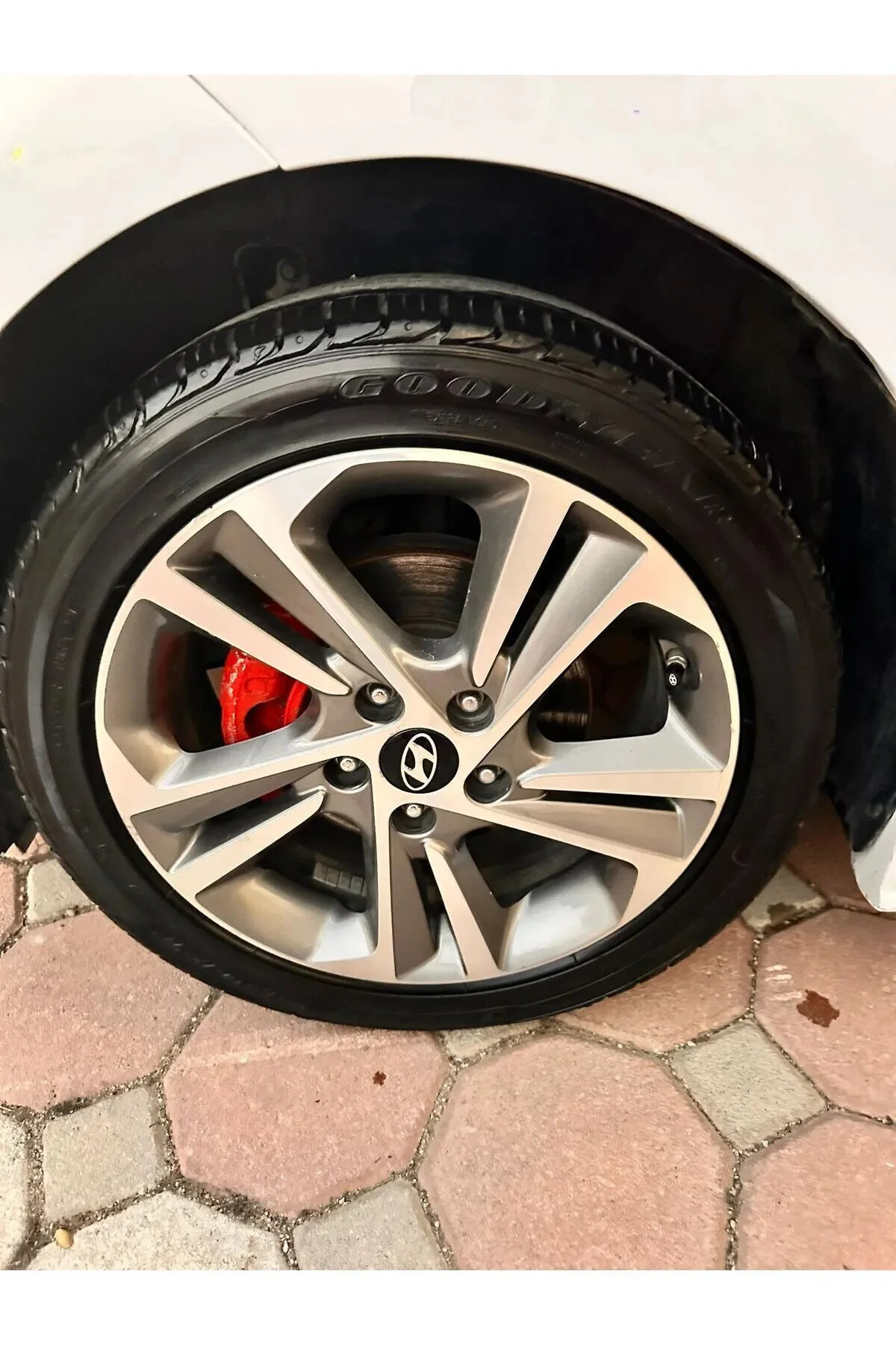 Altınoran Nano Lastik Parlatıcı Ve Plastik Yenileyici 500 Ml - Derin Siyah Islak Görünüm, Su Ve Kir İtici Koruma 1 Adet