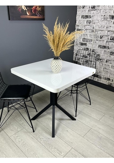 Roma Beyaz Mutfak Yemek Masası Balkon Masası Kavisli Köşe Metal Siyah Ayak 80 Cm