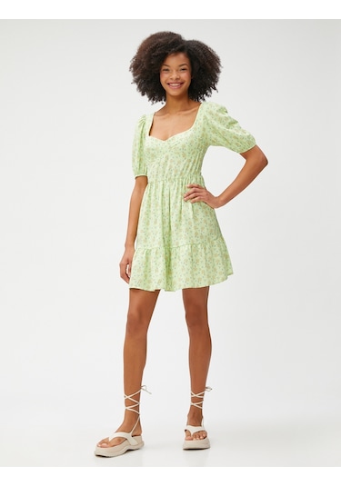 Koton Mini Çiçekli Elbise Balon Kollu Kalp Yaka Viskon Karışımlı Yeşil Desenli 3sal80017ıw 3SAL80017IW09C