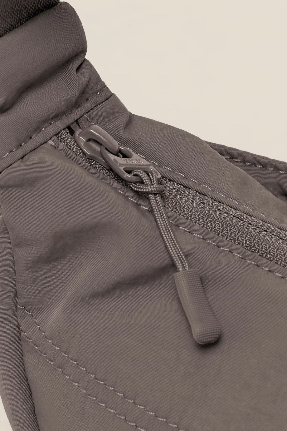 Gymshark Pileli Çapraz Askılı Premium Spor Çantası Kahverengi