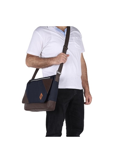Strong 15.6 Inch Laptop Bölmeli Omuz Askılı Postacı Çantası Kft03