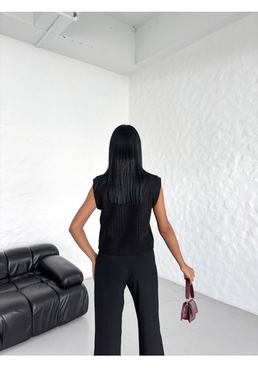 Kadın Gold Düğmeli Triko Yelek Siyah