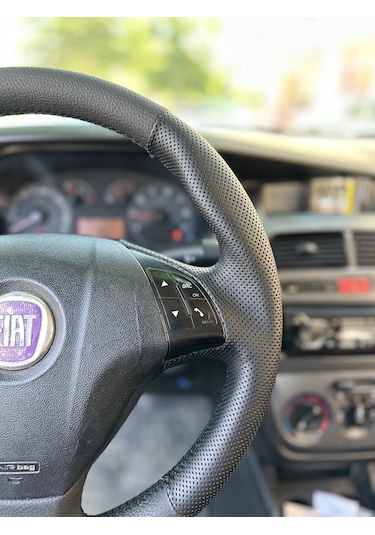 Fiat Linea Tuşlu Araca Özel Direksiyon Kılıfı Siyah