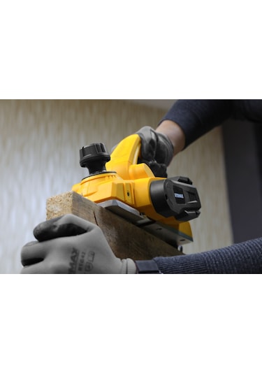 Rtrmax RTM3970 Elektrikli Planya Makinası 800 W 82 mm x 2.5 mm