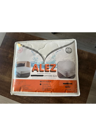 Kapitoneli Çift Kişilik Yatak Koruyucu Alez