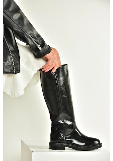 Fox Shoes V312513560 Siyah Rustik Alçak Topuklu Kadın Çizme Siyah