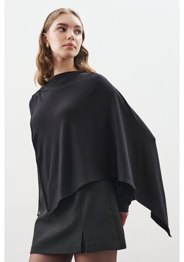 Şal Detaylı Dökümlü Bluz Siyah Siyah