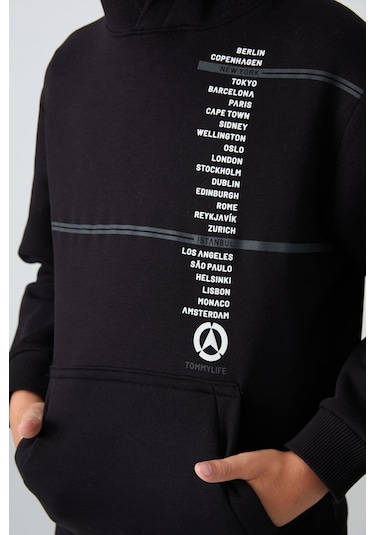 Tommy Life Siyah Pamuklu Kalın İçi Tüylü Yumuşak Dokulu Standart Fit Baskılı Erkek Çocuk Sweatshirt - 11239 Siyah Tommy Life Siyah Pamuklu Kalın İçi Tüylü Yumuşak Dokulu Standart Fit Baskılı Erkek Çocuk Sweatshirt - 11239 Siyah