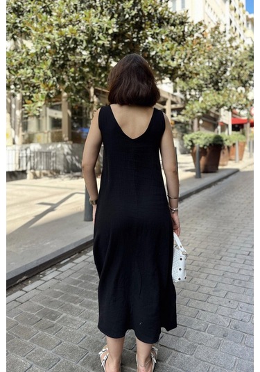 Siyah Askılı İthal Müslin Kumaş, Önü Ve Arkası V Yaka, Önden Yırtmaçlı, Maksi/uzun Salaş Elbise Siyah