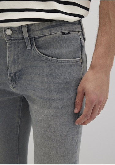 Mavi - Kvnç Gri Mavi Black 90S Jean Pantolon 001070-83703 Gri