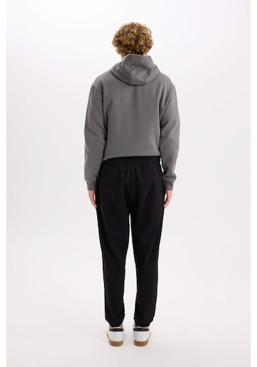 DeFacto Regular Fit Eşofman Altı Cepli Basic Düz Beli Bağcıklı Lastikli Paça D4416AX25SPBK81