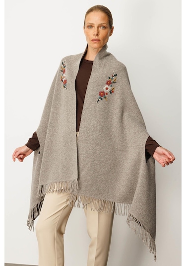 Kadın Yakası İşlemeli Koldan Geçmeli Büyük Yün Panço Vizon Vizon