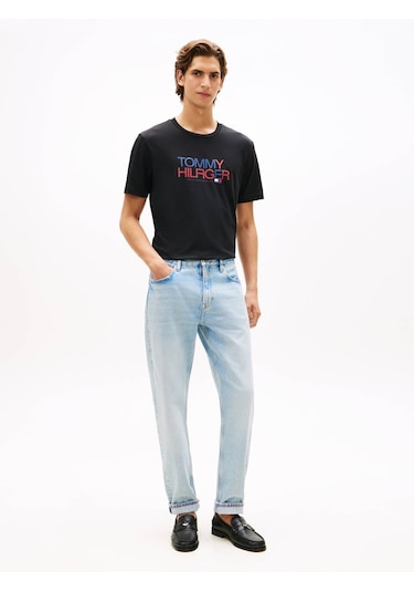 Tommy Hilfiger Mw0mw42369bds Brand Love Big Text Erkek Tişört Siyah Tommy Hilfiger Mw0mw42369bds Brand Love Big Text Erkek Tişört Siyah