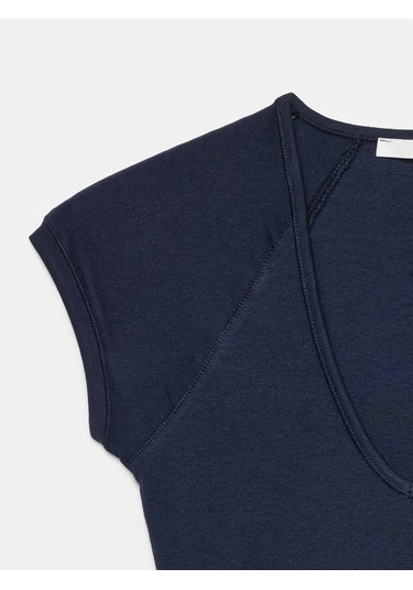 Dilvin 32894 V Yaka Fit T-shirt-k.lacivert