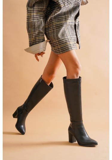 Kleo Siyah Deri Topuklu 7cm Yanı Fermuarlı Günlük Kullanım Çizme Siyah