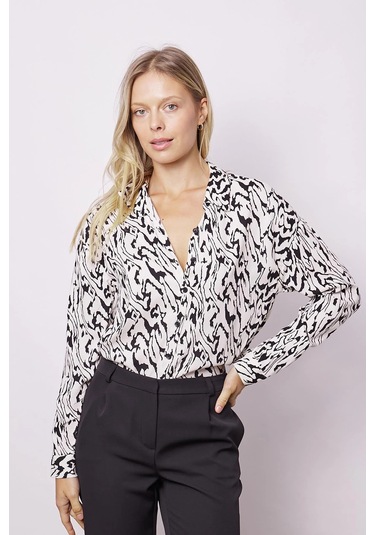 Kadın Likrasız Viskon Vual Desenli Yakalı Düşük Omuzlu Uzun Kol Şık Gömlek-Krem Desen Krem D.