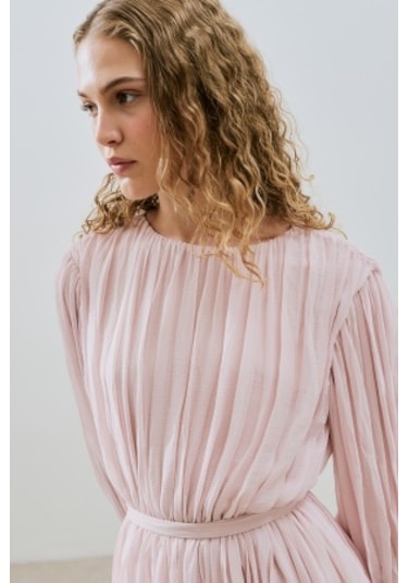 Piliseli Şifon Elbise Pudra Pudra