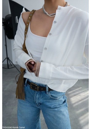 Kadın Kemik Renk Düğmeli Triko Hırka Kol Camel Renk Parça Detaylı Ekru