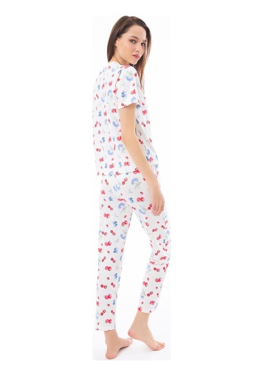 Premium Kadın Pijama Takımı Meyve Desenli Yumuşak Dokulu Kısa Kollu Bisiklet Yaka Krem