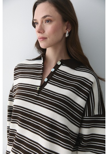 Koyu Kahve - Krem İki Renkli Çizgili Kazak - 251140 Kahverengi