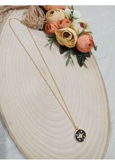 Yuvarlak Siyah Kuzey Yıldızı Kolye Siyah