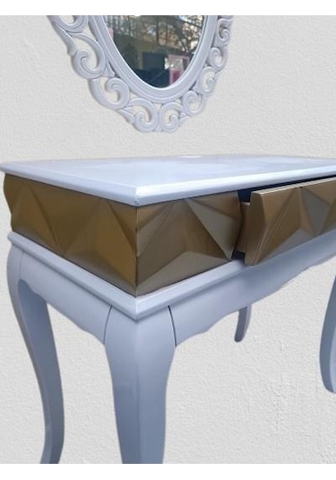 Dresuar Piramit Model 90520 Kayın Lükens Ayak Nakış Ayna Piramit Tabla Gold Beyaz