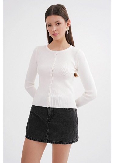 6931 Kadın Düğmeli Fitilli Triko Hırka Beyaz Beyaz
