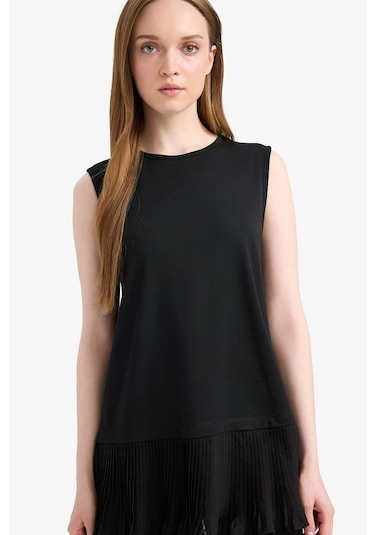 DeFacto Regular Fit Bisiklet Yaka Basic Düz Tesettür Kolsuz Tunik F4754AX25SPBK81