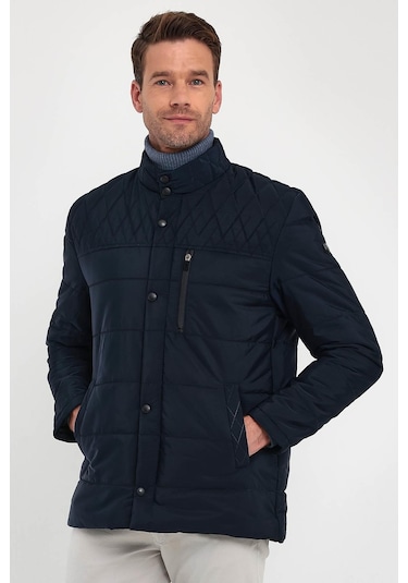 Erkek Lacivert Standart Fit Normal Kesim Içi Kürklü Dik Yaka Çıtçıt Detaylı Fermuarlı Kışlık Mont-Lacivert