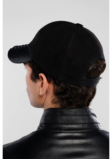 Tamer Tanca Erkek Hakiki Deri Siyah Süet Yılan Şapka 524 Yln Sapka Sk20-21 Sıyah Suet Yılan Koyu Siyah