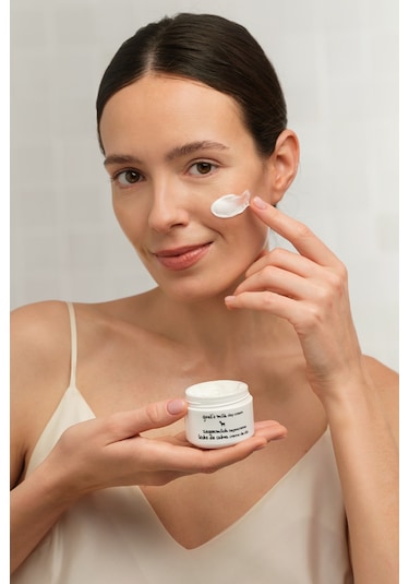Ziaja Keçi Sütü Nemlendirici Gündüz Kremi  50 ML