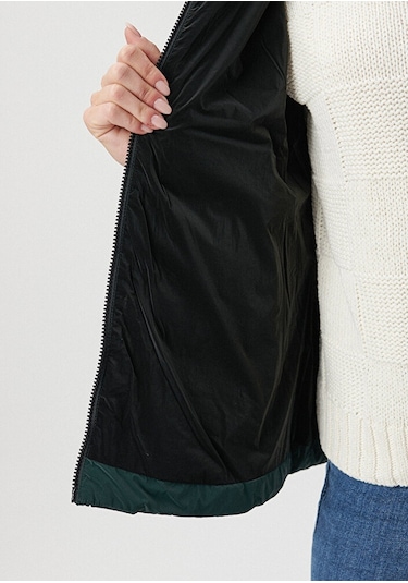 Mavi - Kapüşonlu Koyu Yeşil Şişme Mont 1110043-71929 Yeşil