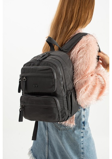 Yumuşak Dokulu Ultra Hafif, Esnek Ve Su Geçirmez Polyamid Kumaş Sırt Çantası Gri Model: 571-13-14a Gri