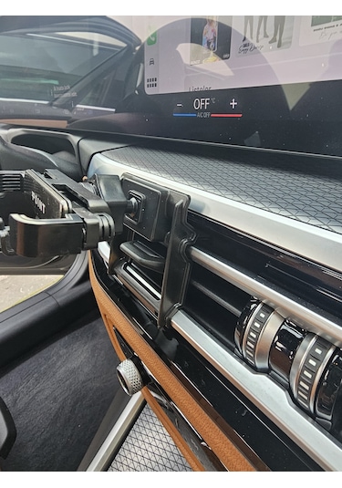 Bmw 4 Serisi G22 Lci Uyumlu Araca Özel İthal Telefon Tutucu