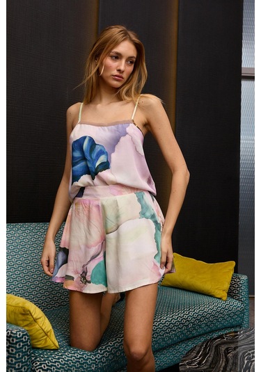 Paradise Çiçek Desenli İnce Askılı, Şortlu Pijama Takım Desenli