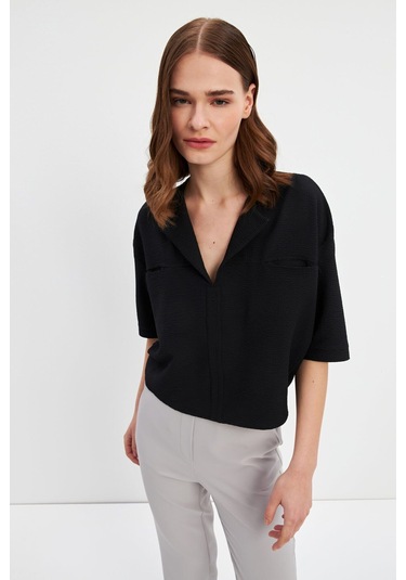 Stella Pulvis Siyah Kısa Kol Cepli Bluz Siyah