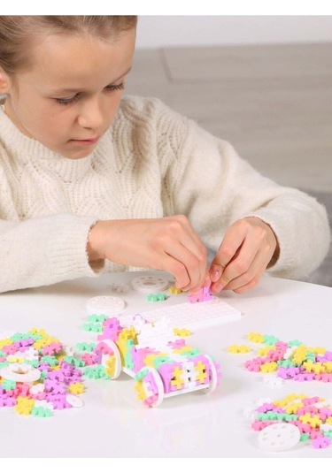 Plus - Plus Minecraft Temalı Silindir Kutuda Color Cars Candy Şeker Arabası Yapı Oyuncağı 200 Parça