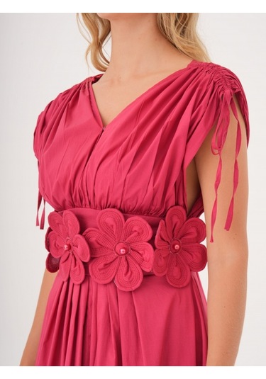 Kadın Bel Detaylı Kısa Kollu Elbise Çiçek Aplikeli, Büzgü Ve Bağcık Detaylı, %100 Pamuk Kırmızı